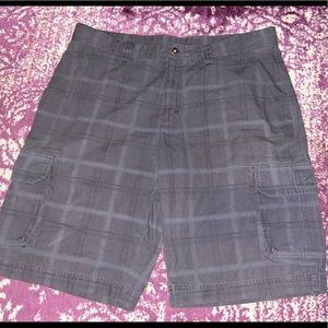 Men’s Checkered Pattern Cargo Shorts